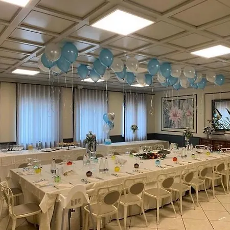 Hotel La Sosta 3*